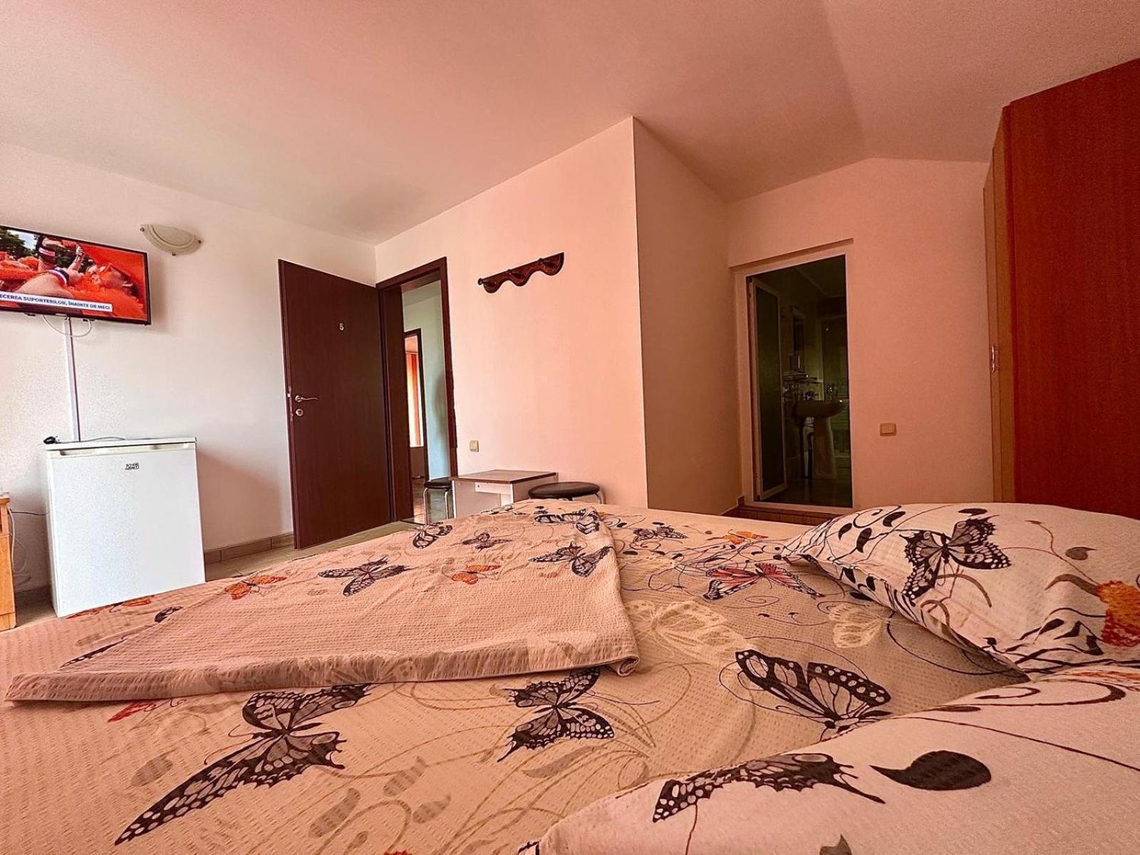 Vila Lucy Costinesti Hotel ภายนอก รูปภาพ