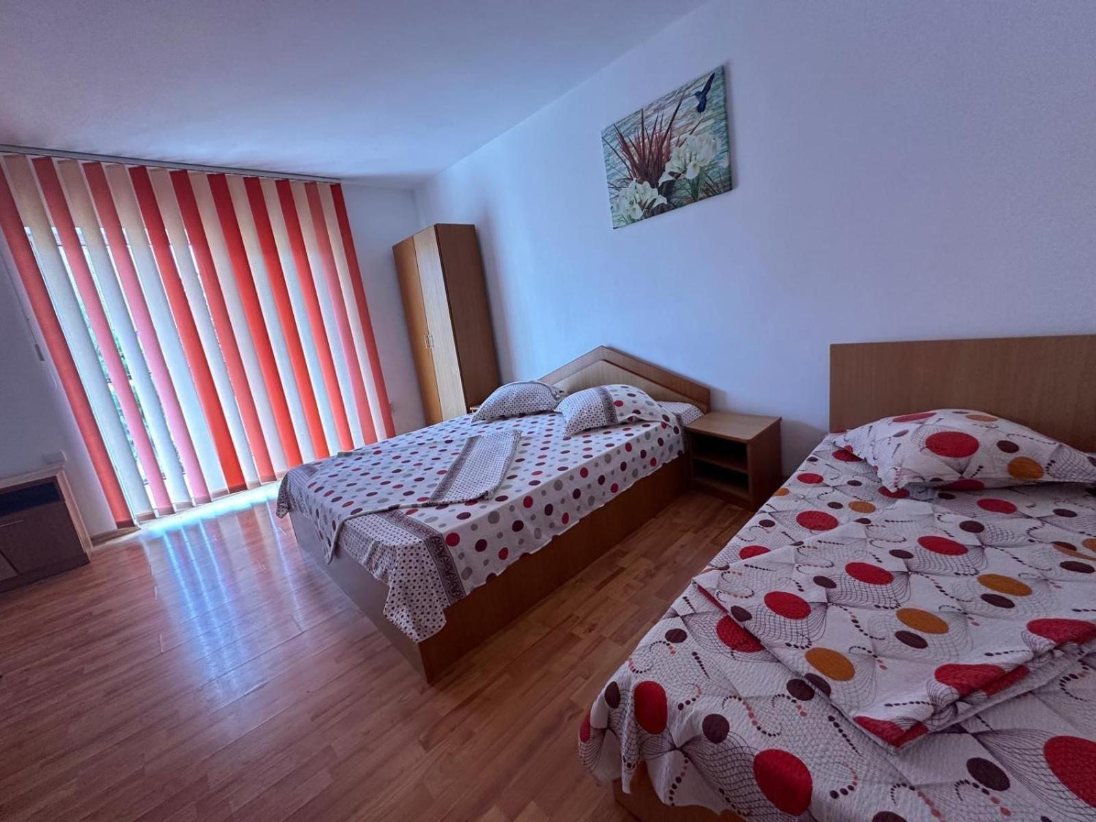 Vila Lucy Costinesti Hotel ภายนอก รูปภาพ
