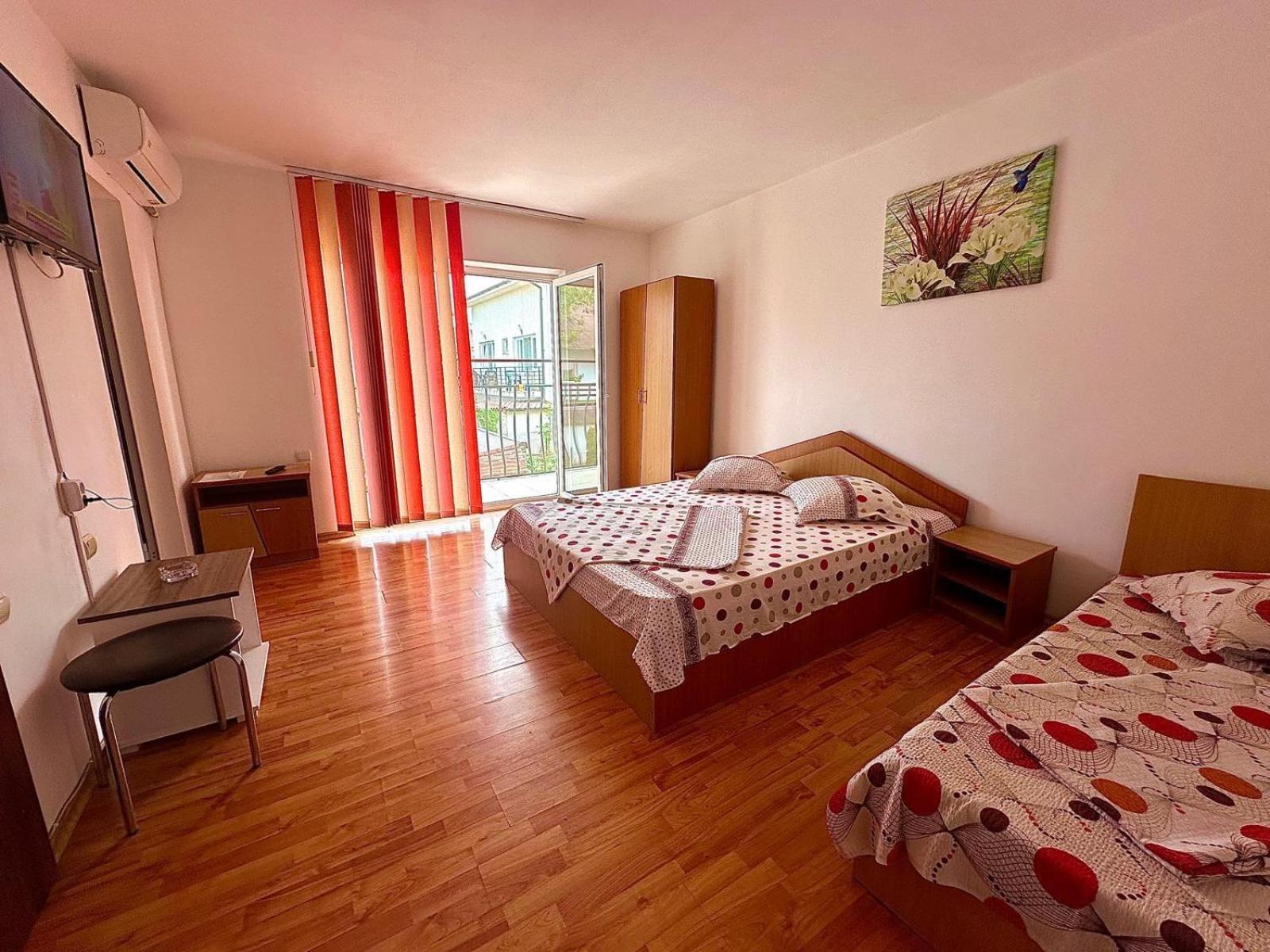 Vila Lucy Costinesti Hotel ภายนอก รูปภาพ